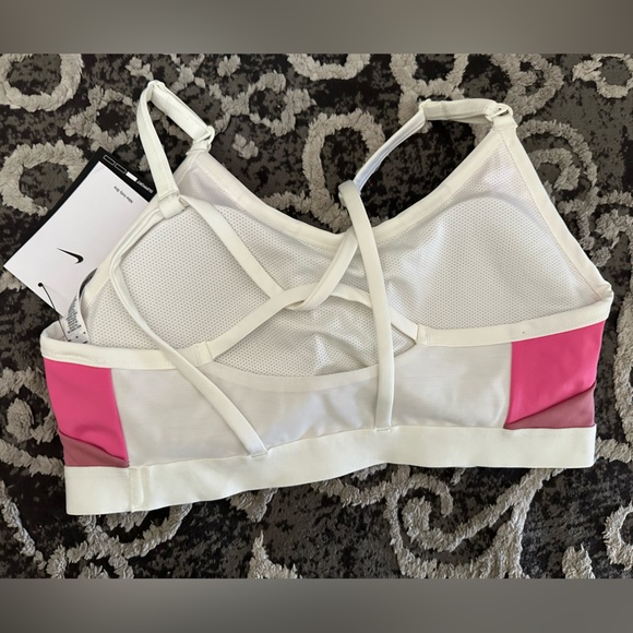 Nike Sports Bra - Picture 4 of 8